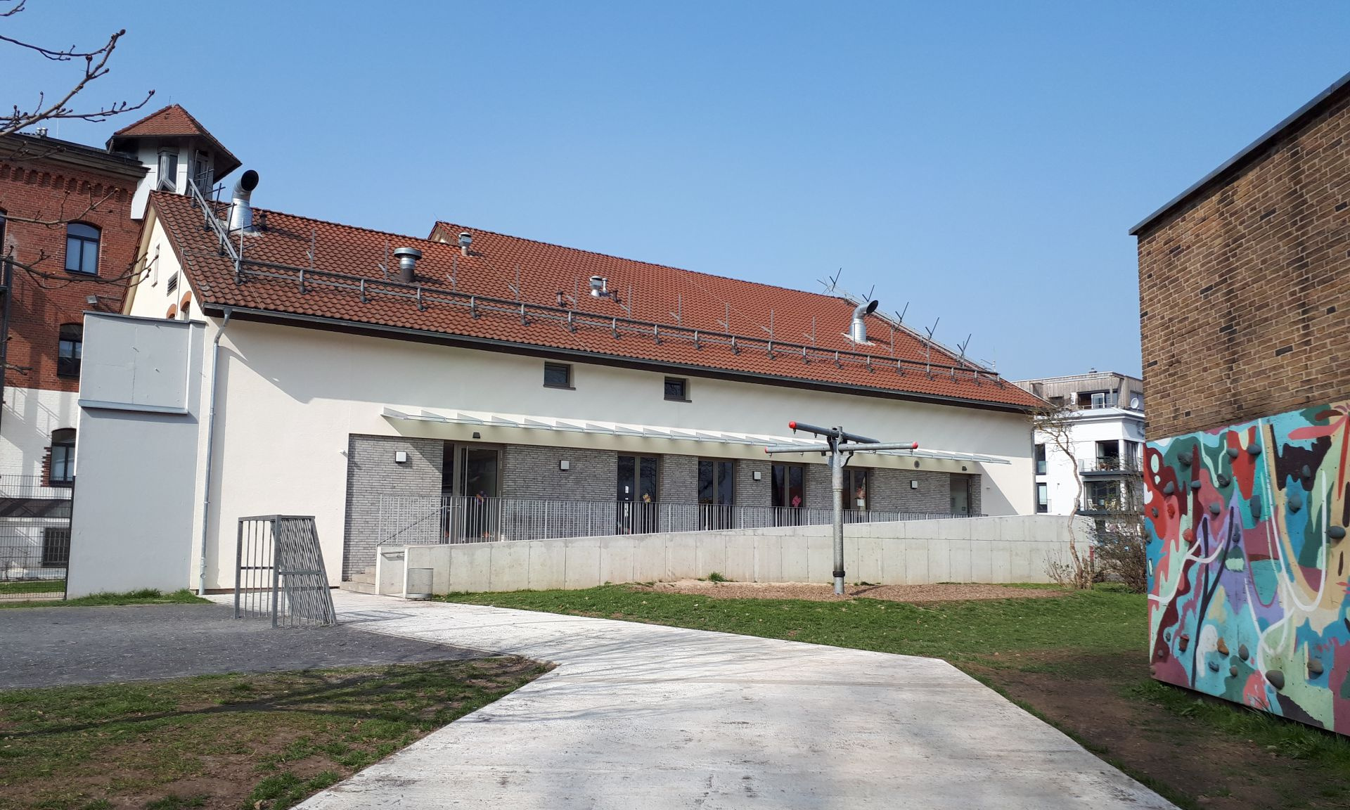 Bild der Unterneustädter Grundschule.