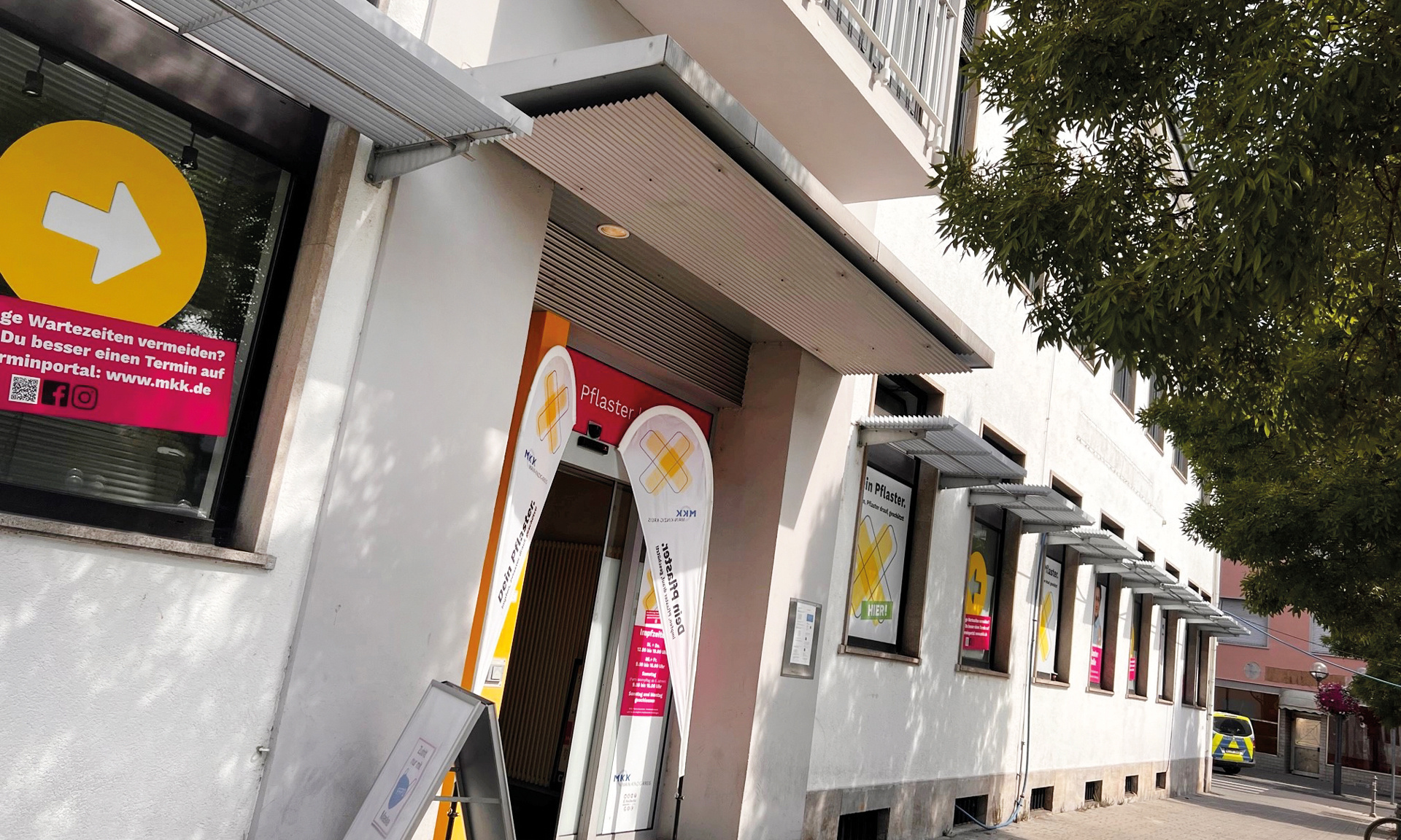 Nach aufwendigen Umbaumaßnahmen wird das Zentrum für Demokratie und Vielfalt am Kanaltorplatz seine Pforten öffnen. Foto: Ute Siebenhüner Salon der Demokratie - Hanau